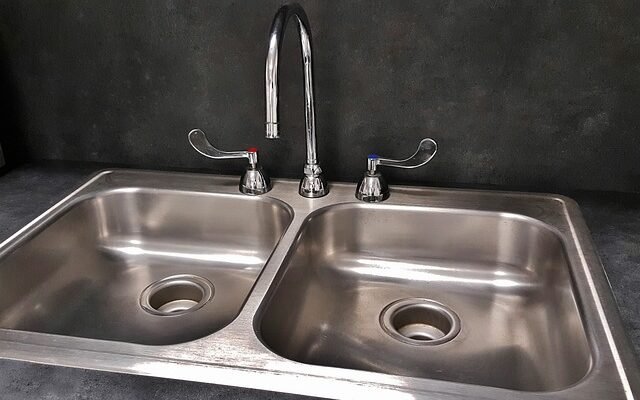 Quartz Kitchen Sinks Pros and Cons