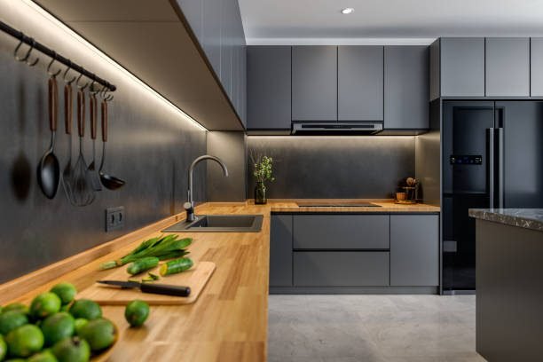 Black Kitchen Trends